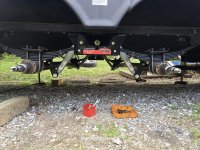 Paradigm 390 wandering bearroadmaster slipper springs with shocks.jpg